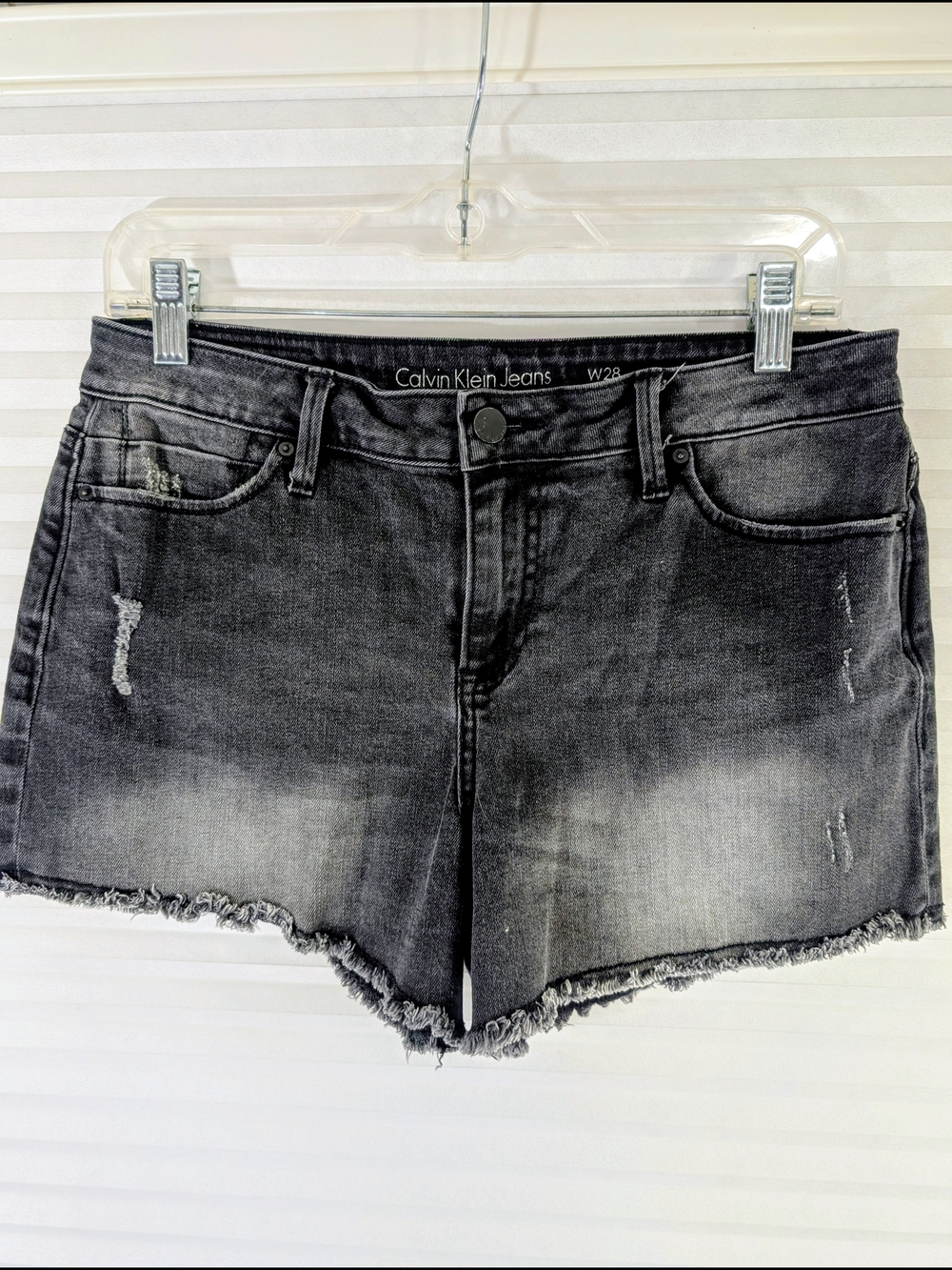 ​Calvin Klein Jeans Black Distressed Cutoff Denim Shorts Size 28W Frayed Hem